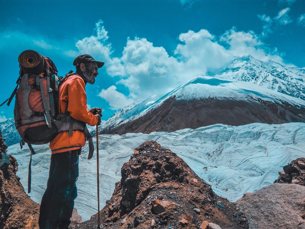 Yazgir Sar Base Camp trek, 4000 m